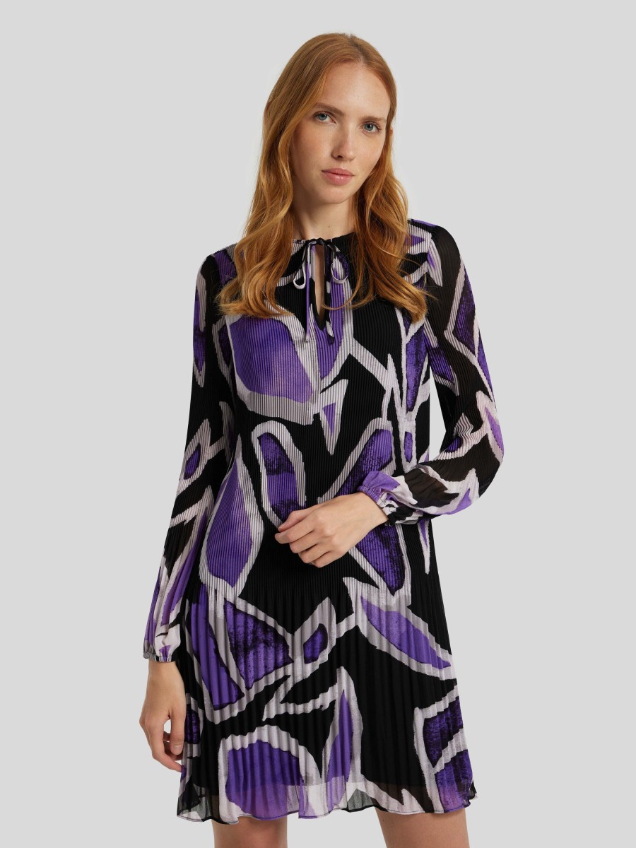 Frauen Comma Kleider | Plisseekleid Mit Print Violett